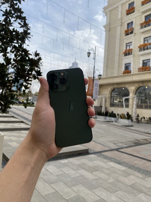 Обменяю Iphone 13 pro на машину