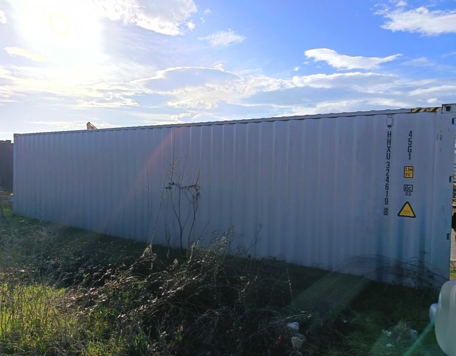 Продавам метален бокс за транспорт