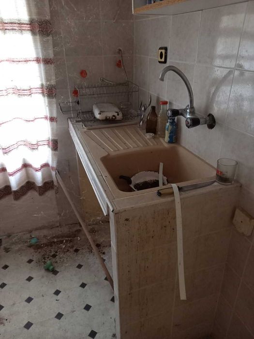 Продава се Къща в с. Маломир, Област Ямбол - 100 кв.м за 169 €/кв.м - Снимка #12