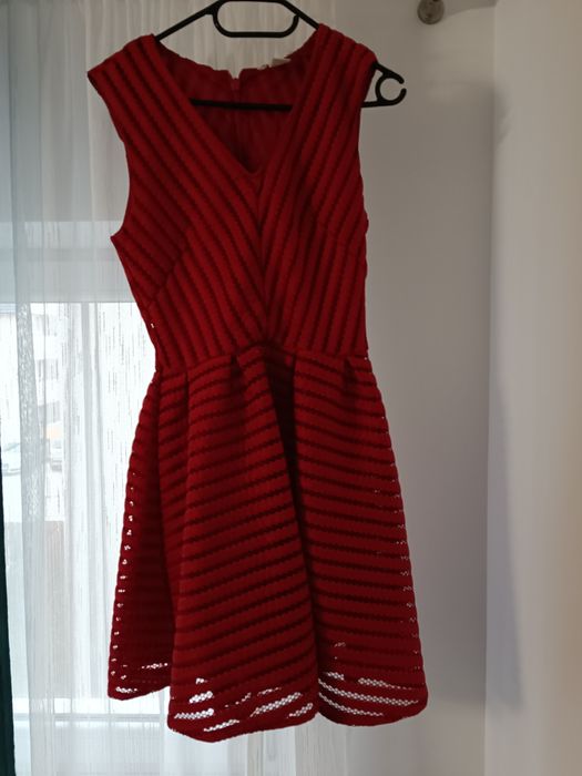 Vând rochiță de ocazie