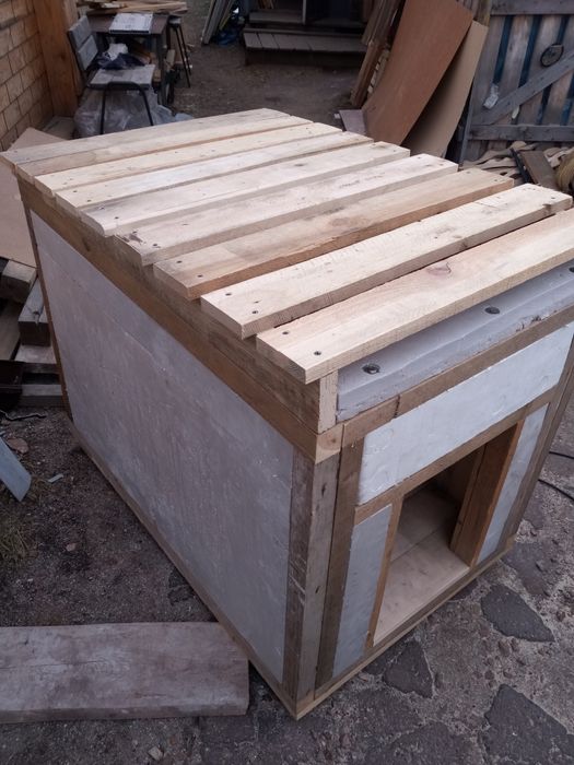 Будка для собаки