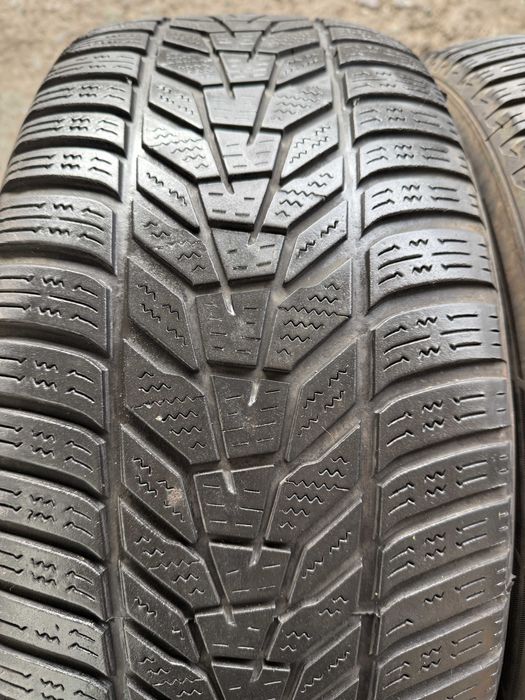 2x Anvelope Iarna 235/55 r17 M+S - Hankook Winter I Cept Evo 3