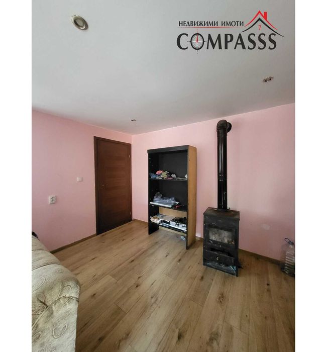 Продава се Къща в с. Божурово, Област Добрич - 100 кв.м за 230 €/кв.м - Снимка #3