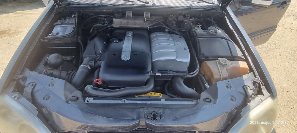 Dezmembram Mercedes ML 270CDI