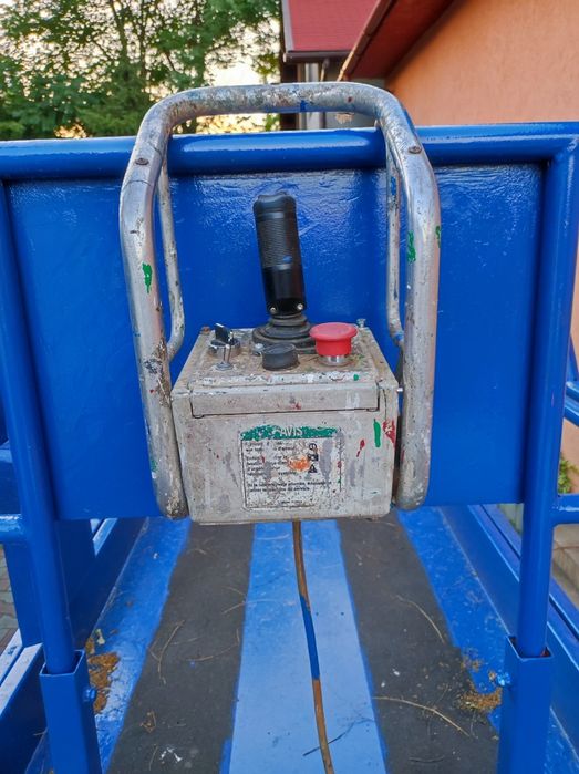 Vand /închiriere,SCHIMB nacela foarfeca extensibila 8 m  la baza