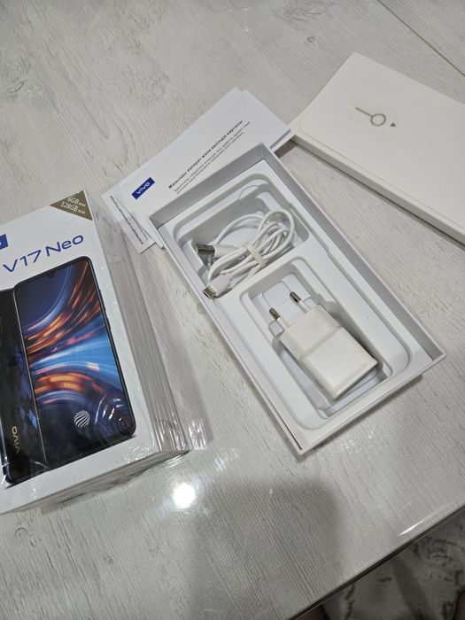 Продам телефон в отличном состоянии