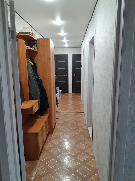 Продается квартира  в г.Лисаковск-6мкр .дом.  49.