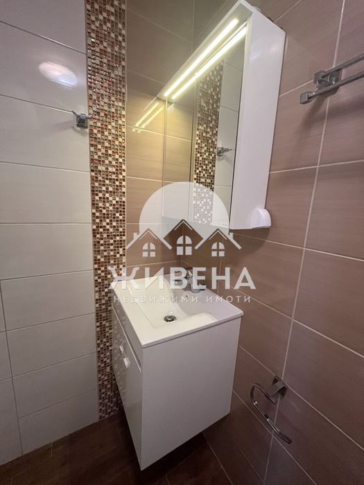 Продава се Тристаен апартамент в Варна, Бриз - 119 кв.м за 2303 €/кв.м - Снимка #10