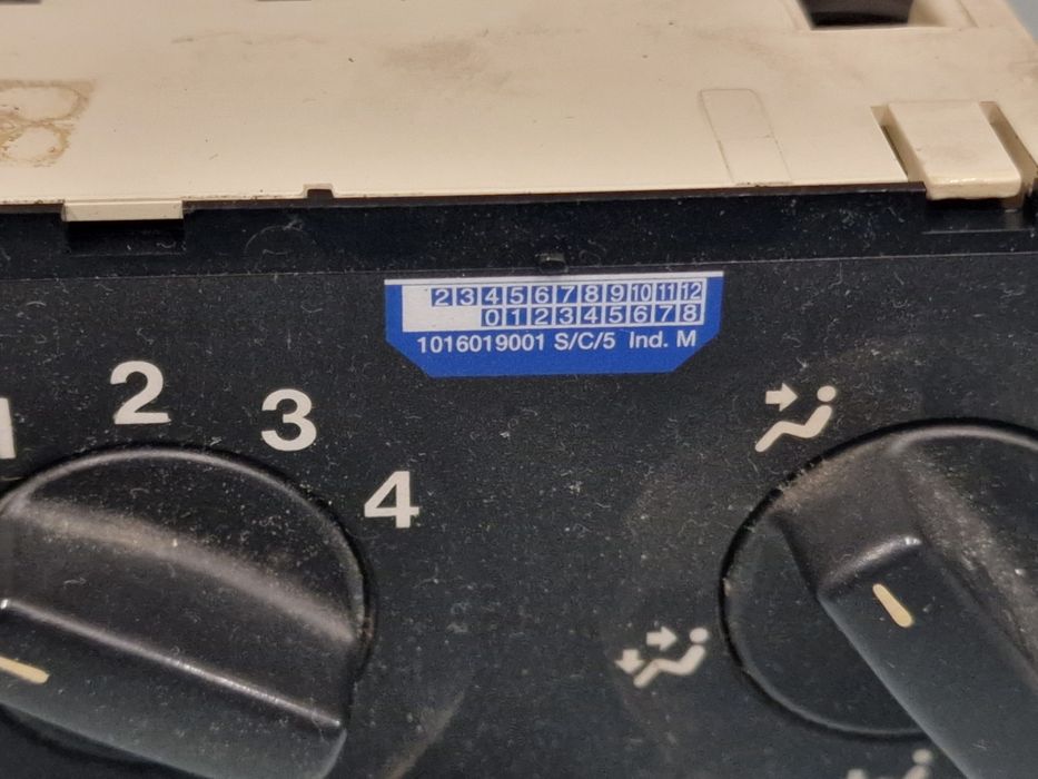 Управление за климатик на Opel Astra 2000г