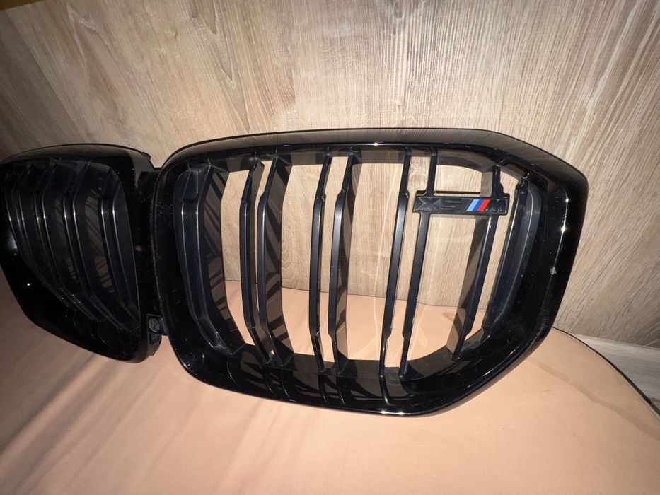 Решетка радиатора