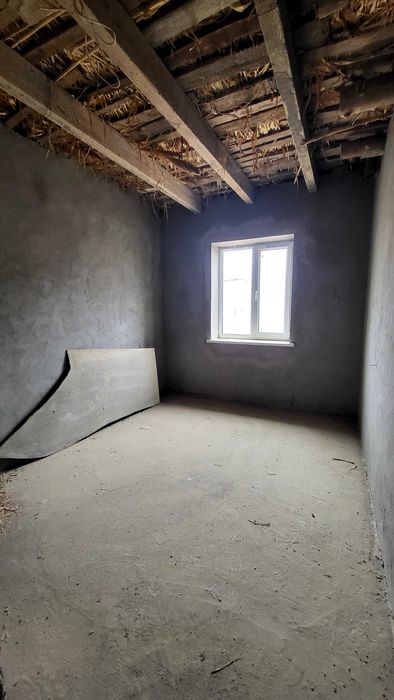 4 xona 6 sotixli uy. Termiz Shahar Beshkappa 17-maktab