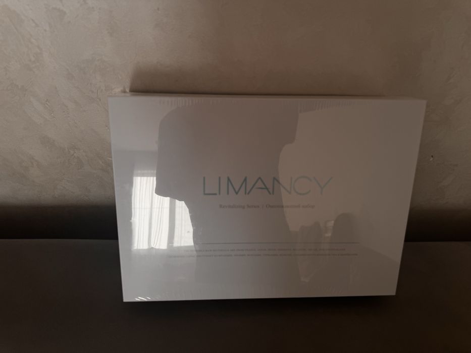 Омолаживающий набор LIMANCY