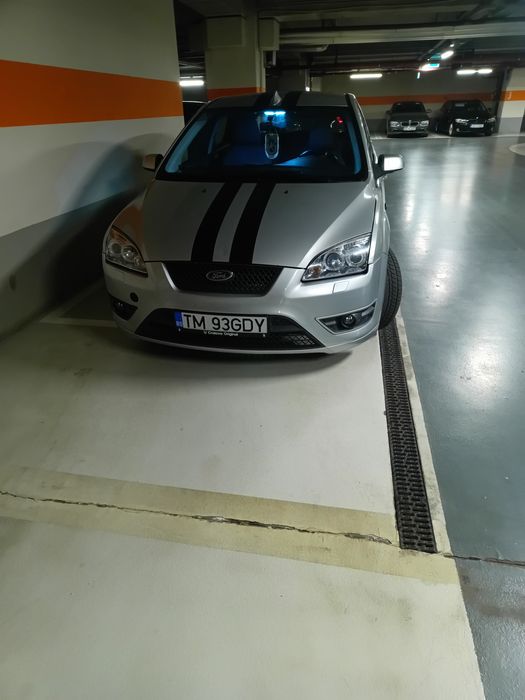 Ford focus 2 din 2005