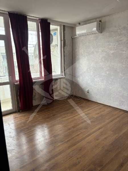 Продава се Тристаен апартамент в Пловдив, Кючук Париж - 70 кв.м за 1020 €/кв.м - Снимка #4
