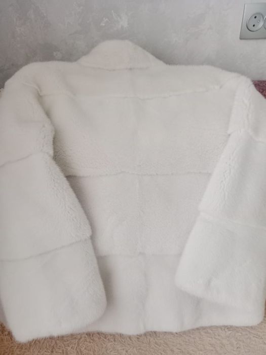 Продам норковую шубу