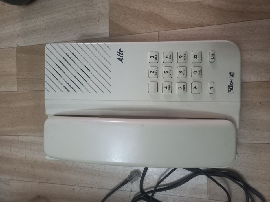 Телефонный аппарат Альто