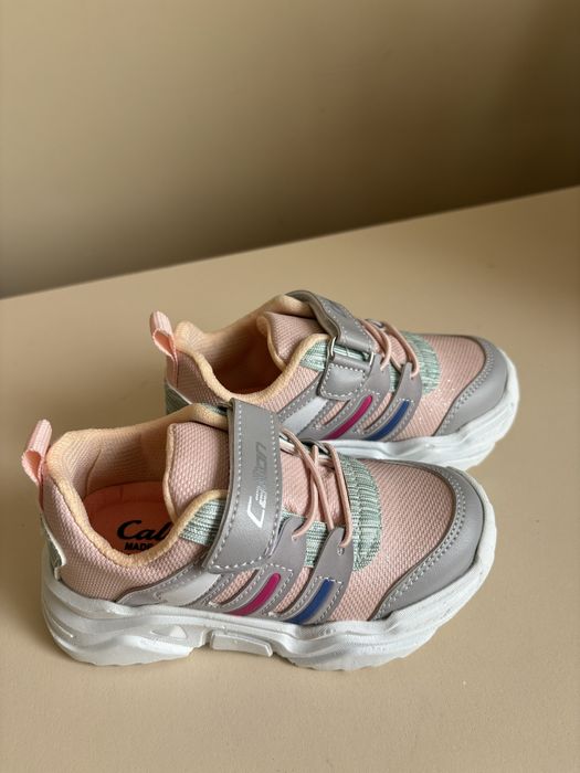 Зимние сапоги на девочку