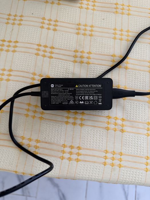 Vand trotineta electrica xiaomi lite 6 aproape noua