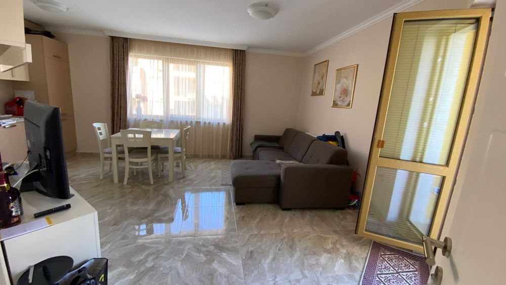 Продава се Двустаен апартамент в Свети Влас - 68 кв.м за 1956 €/кв.м - Снимка #1
