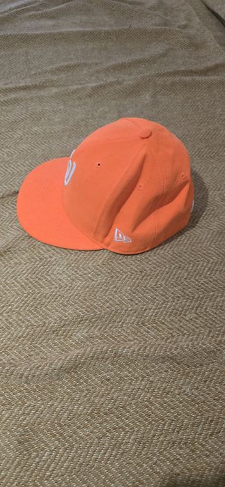 Шапка с козирка NEW ERA