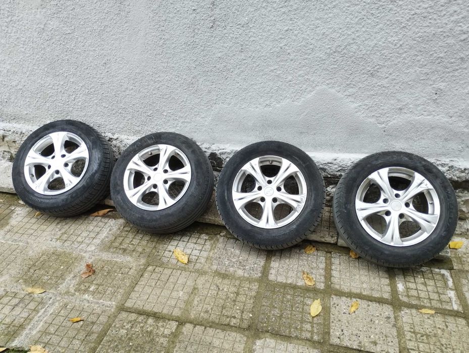Летни гуми с алуминиеви джанти 15 цола за Toyota Picnic