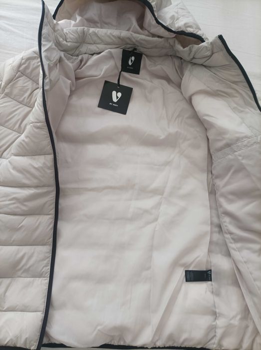 Ново за преходен сезон яке