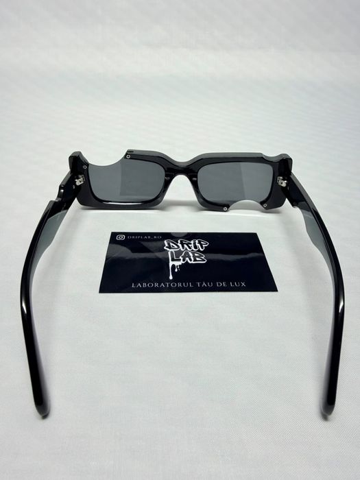 Ochelari negru muscat