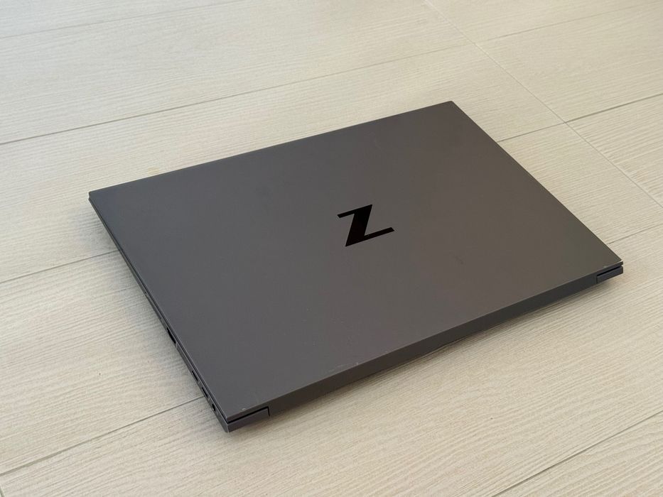 Лаптоп 15.6' UHD 4K AMOLED Touch i9-11950H  Hp Zbook Studio G8  32GB DDR4  1TB SSD/RTX A2000