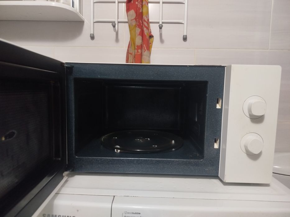 Микроволновая печь