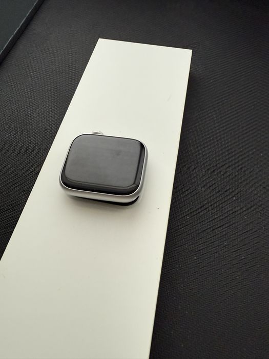 Apple watch 9 45mm silver