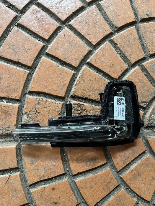 Десен мигач за Volvo XC90