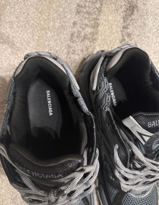 Balenciaga runner