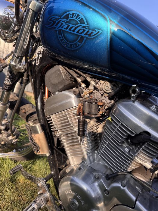 Vand sau schimb Honda shadow vt600 custom bobber