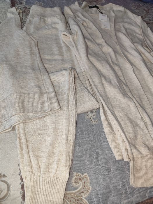 Продам женскую тройку