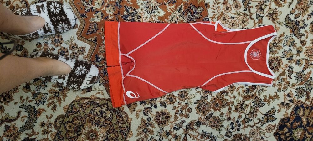 Продам борцовское  трико.