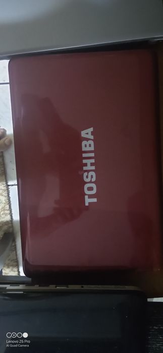 4 лаптопа старички модели но работещи за преинсталиране са и четирите