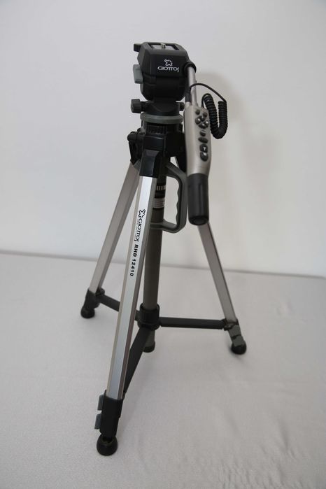 Trepiedul cu telecomandă Giotto RHD 12410