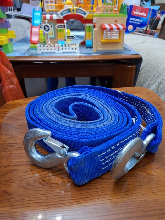 Трос буксировочный