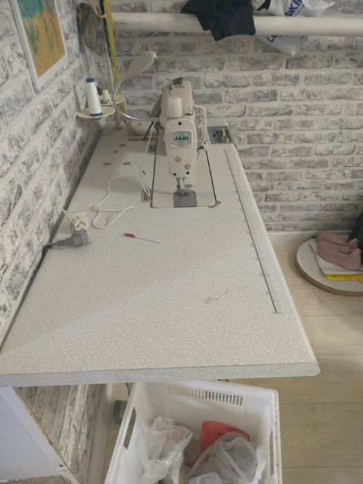 Продам швейную машинку марки JARI