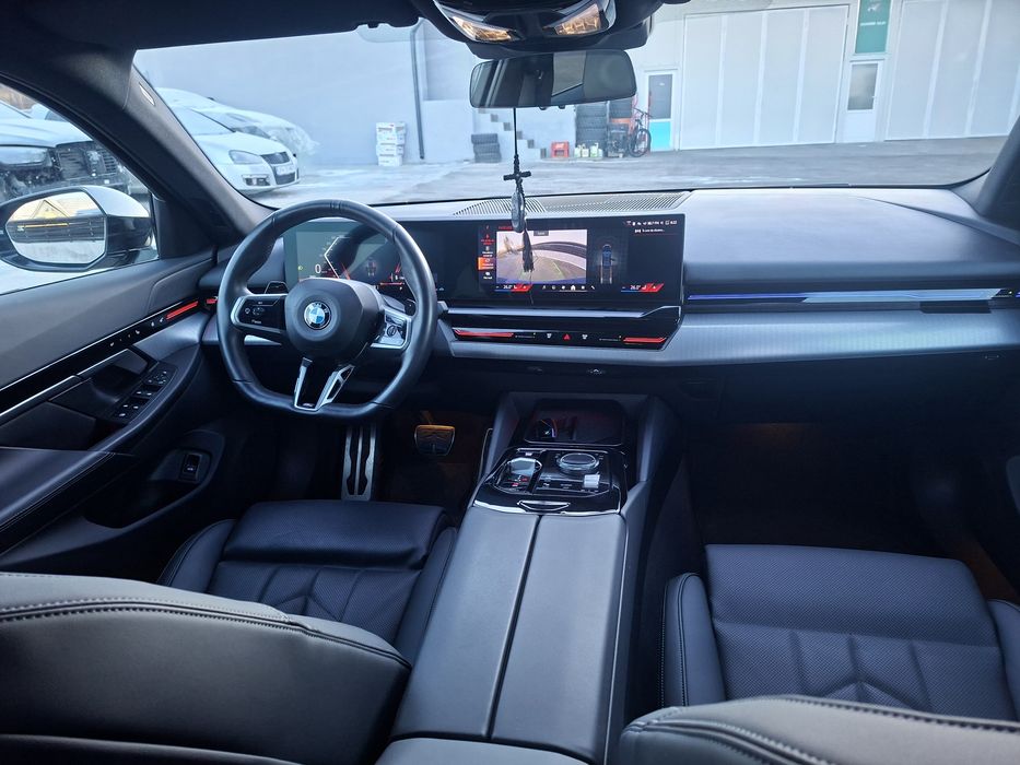 Bmw seria 5 g60 usor avariat