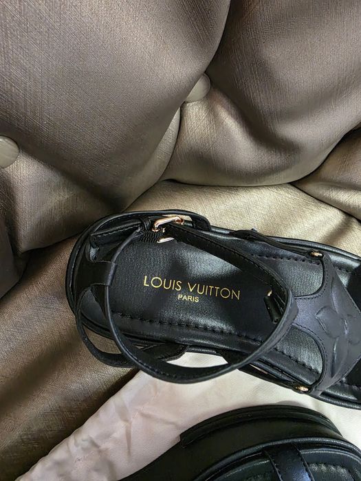 Сандали Louis Vuitton