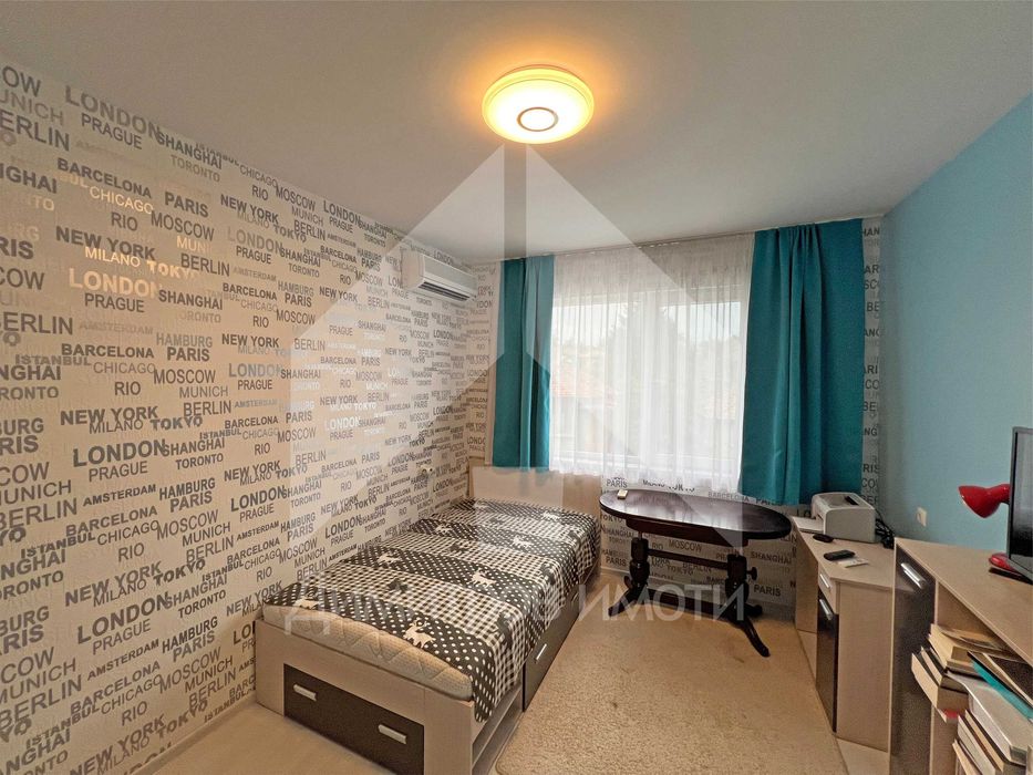 Продава се Тристаен апартамент в Нови пазар - 88 кв.м за 1103 €/кв.м - Снимка #12