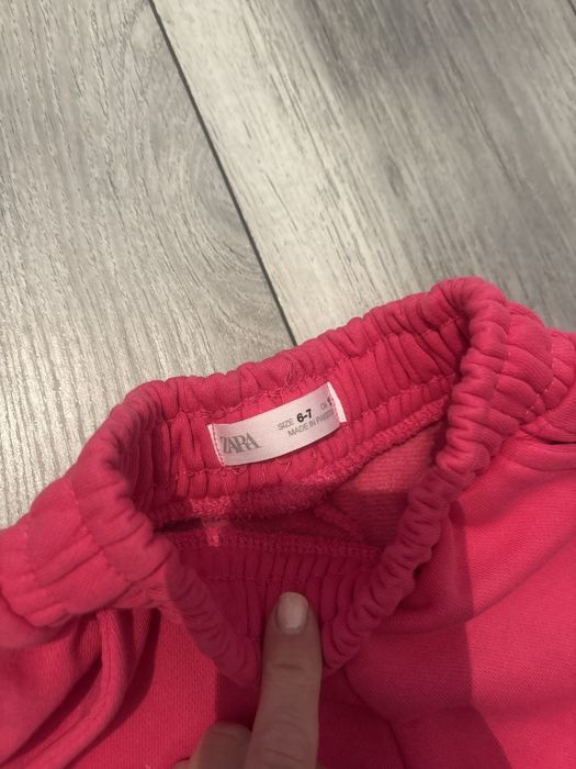 Pantaloni de trening Zara