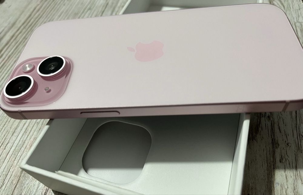 iPhone 15, 128 GB, , 5G, Pink