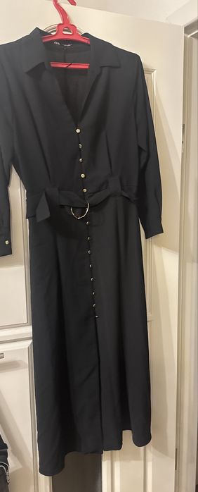 Черное длинное платье ZARA