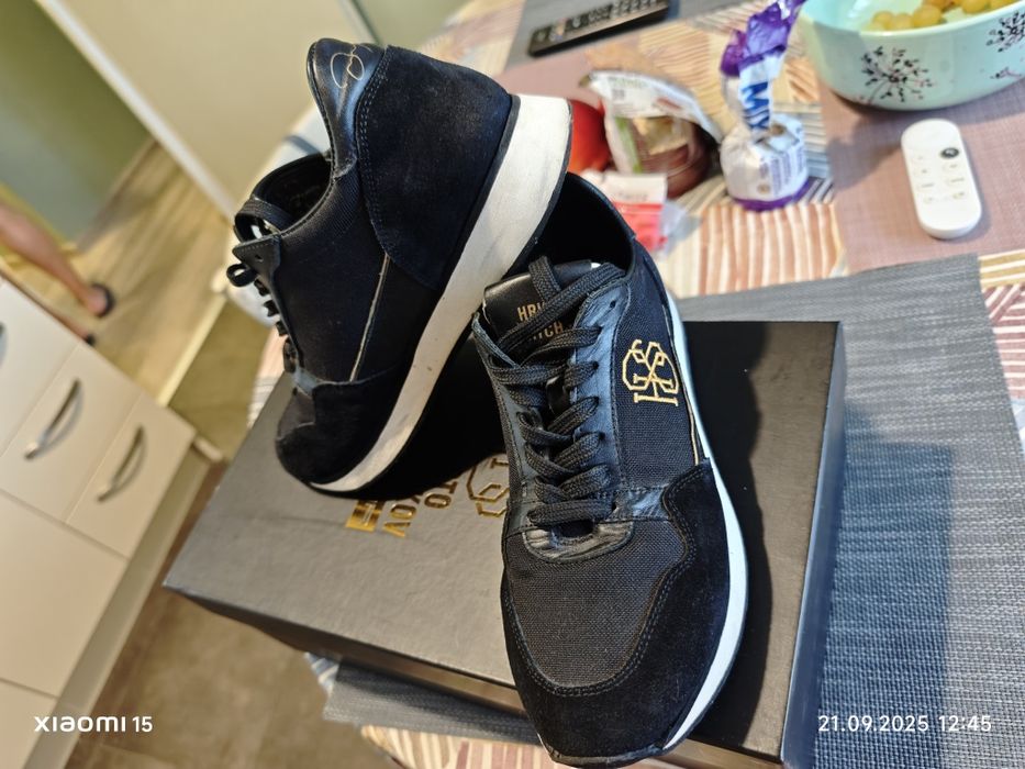 Дамски сникърси Христо Стоичков 37 номер ест кожа