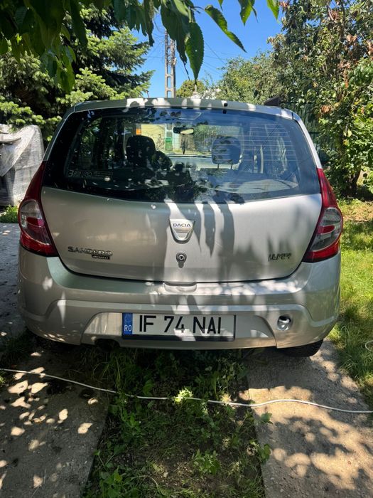 Vand Dacia Sandero