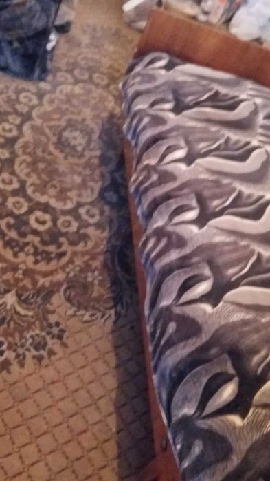 Диван продам 12000т