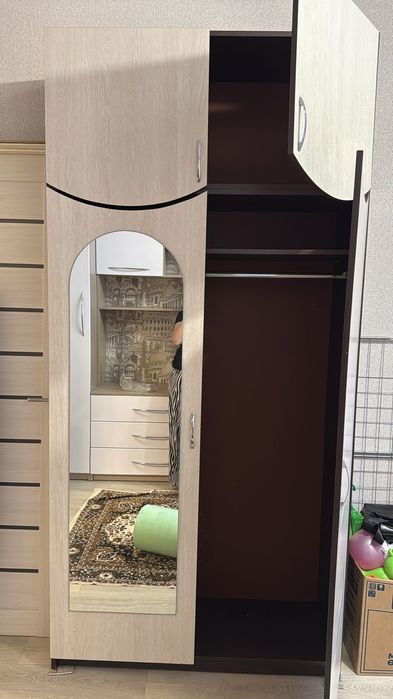 Продам шкаф для одежды