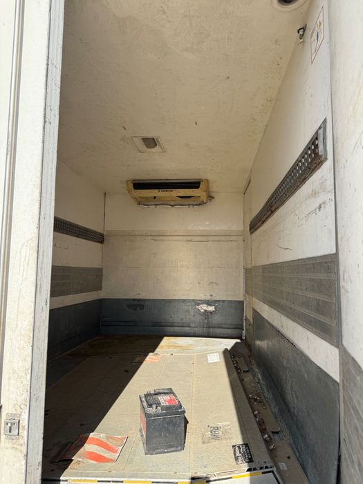 Продава се термоизолиран фургон от ивеко